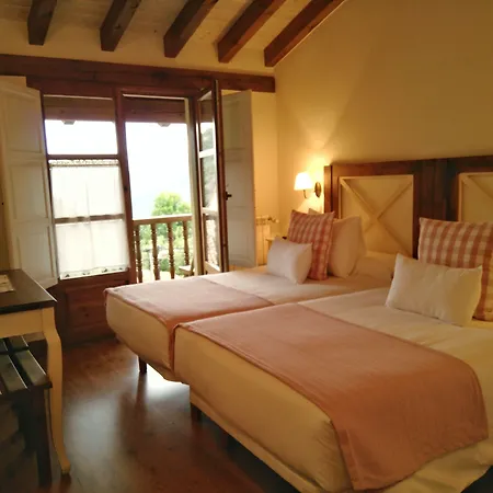 Casa Fidela Gæstehus Lomeña