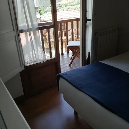 Casa Fidela بيت ضيافة *