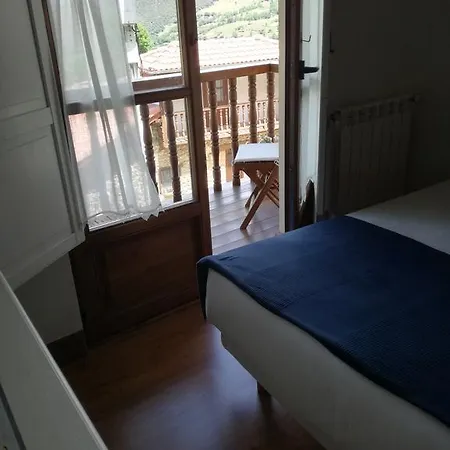 Casa Fidela * Lomeña