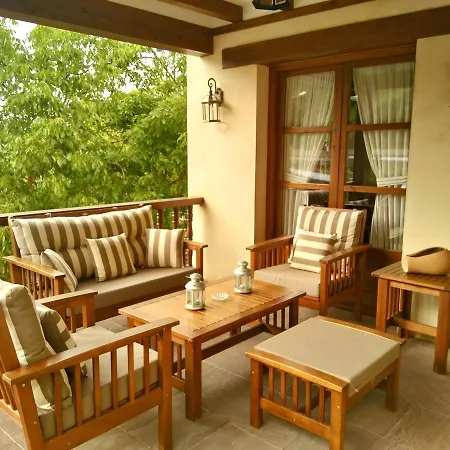 Casa Fidela Guest house Lomena